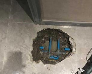 秀洲阳台漏水维修公司分享下暖气管道漏水的原因有哪些